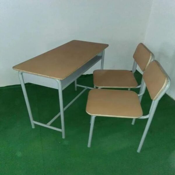 Rectangular Wooden School And College Furniture
